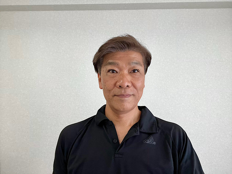 講師の顔写真